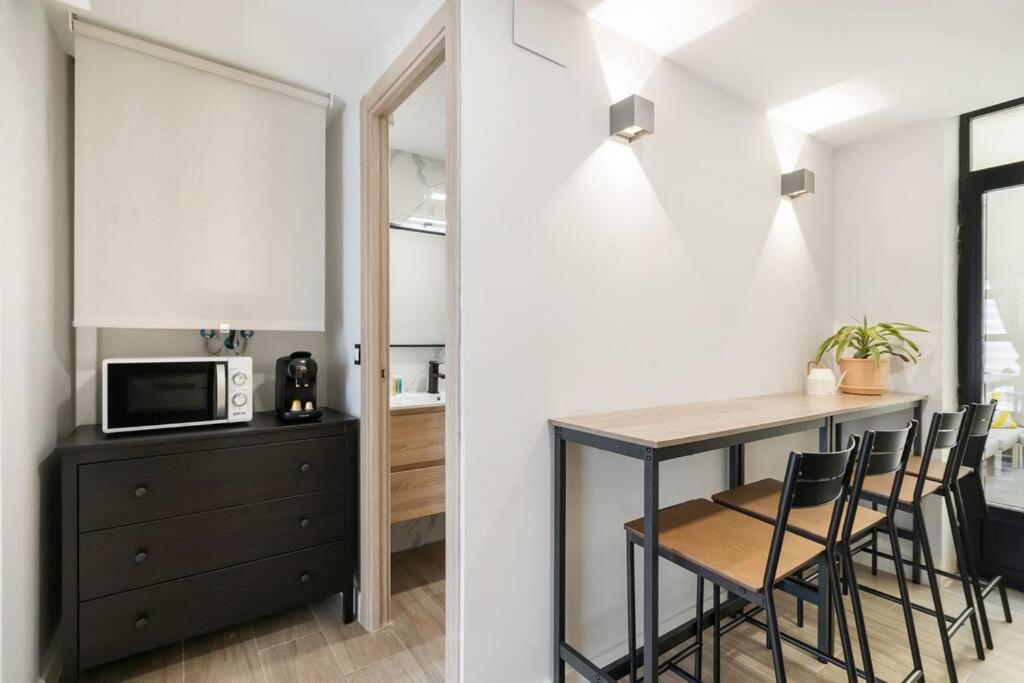 Apartamento Moderno Loft En Ronda De Segovia-1 Madrid Exterior foto